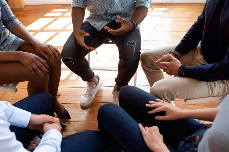 Drug detoxification, symptoms and treatment